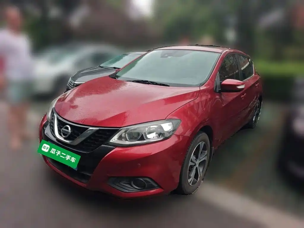 Nissan Tiida — миниатюра 2