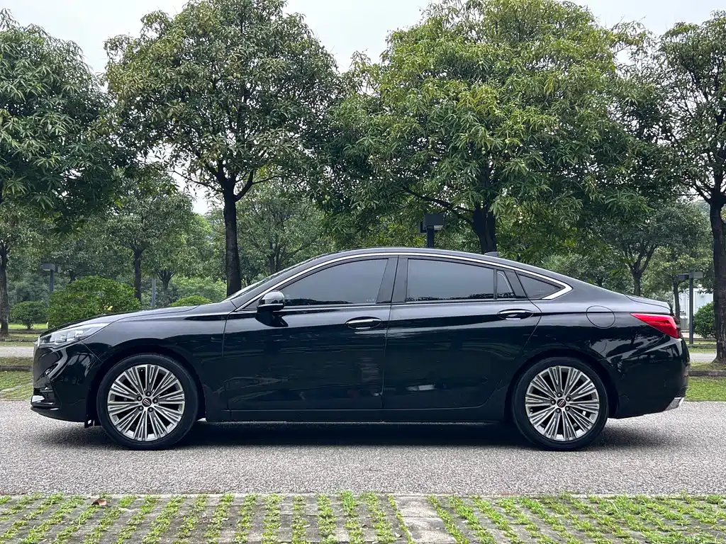 Hongqi H5 Classic Model 1.5T DCT Flagship Rhythm Edition, фото 15