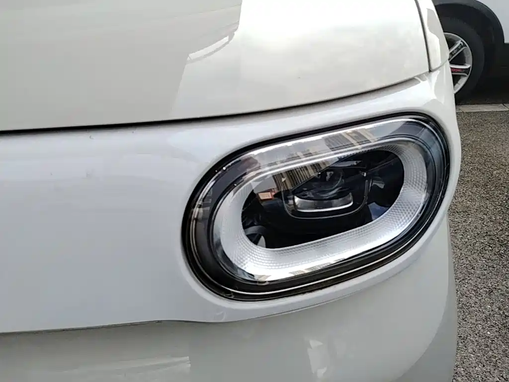 Wuling MINIEV — миниатюра 24