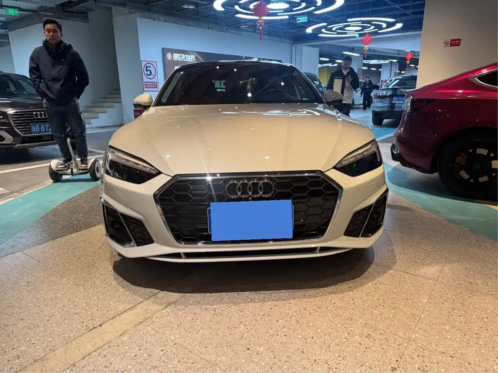 AUDI A5