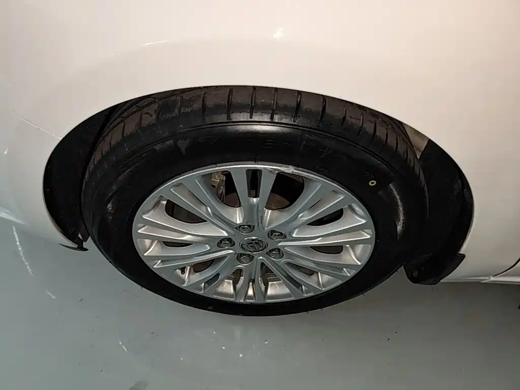 Buick Excelle — миниатюра 23