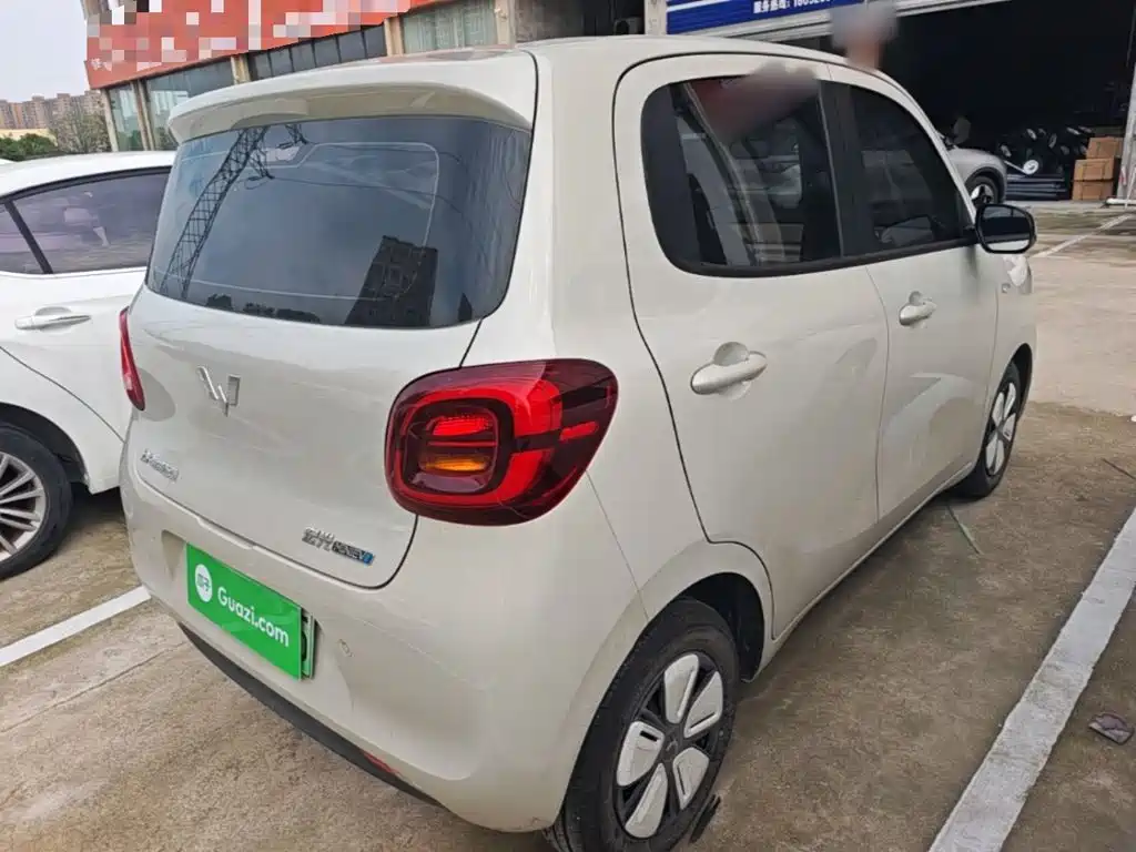 Wuling MINIEV — миниатюра 7