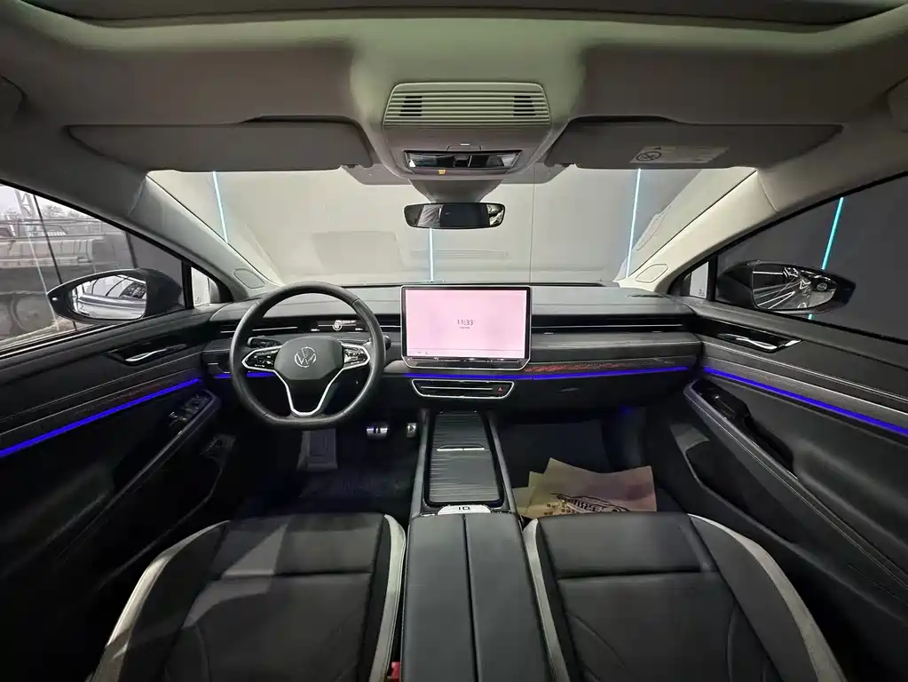 VOLKSWAGEN ID.7 VIZZION