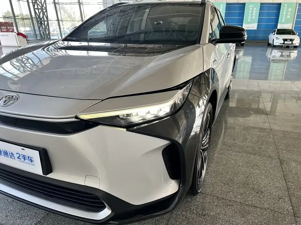 Toyota bZ4X — миниатюра 25