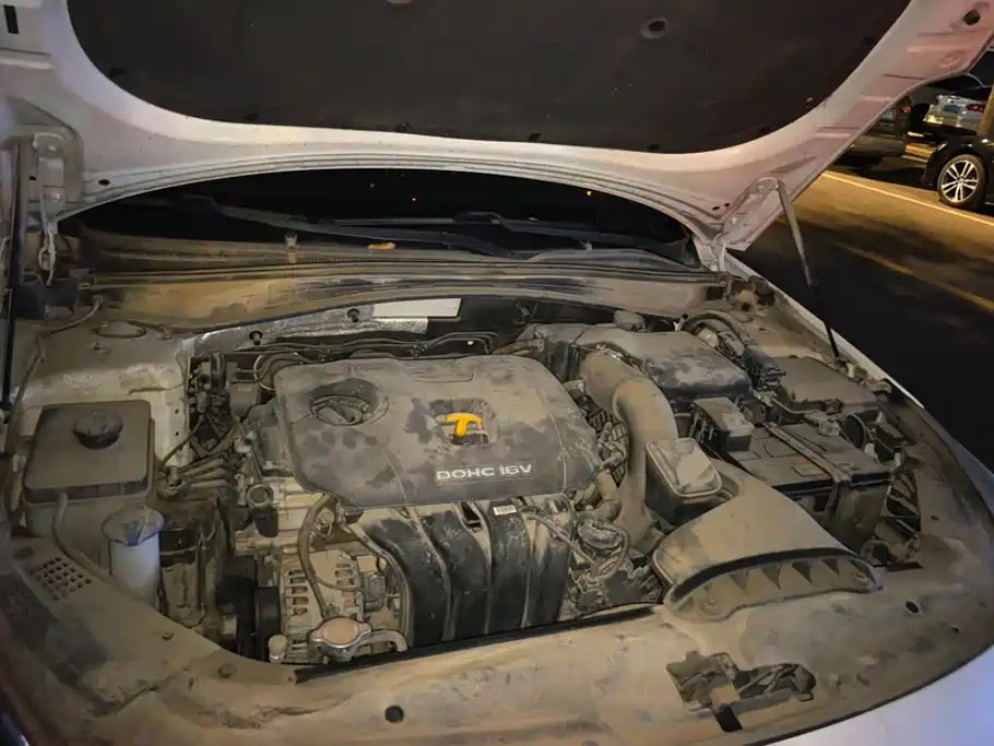 Kia K5 — миниатюра 10