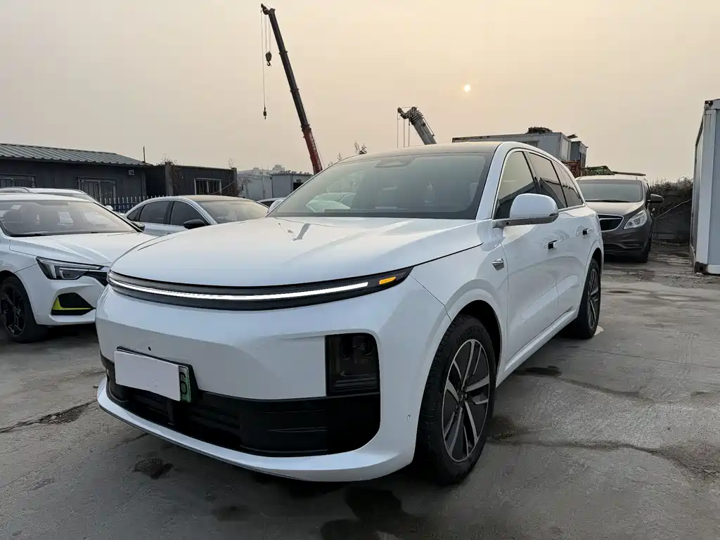 Li Auto IDEAL L6