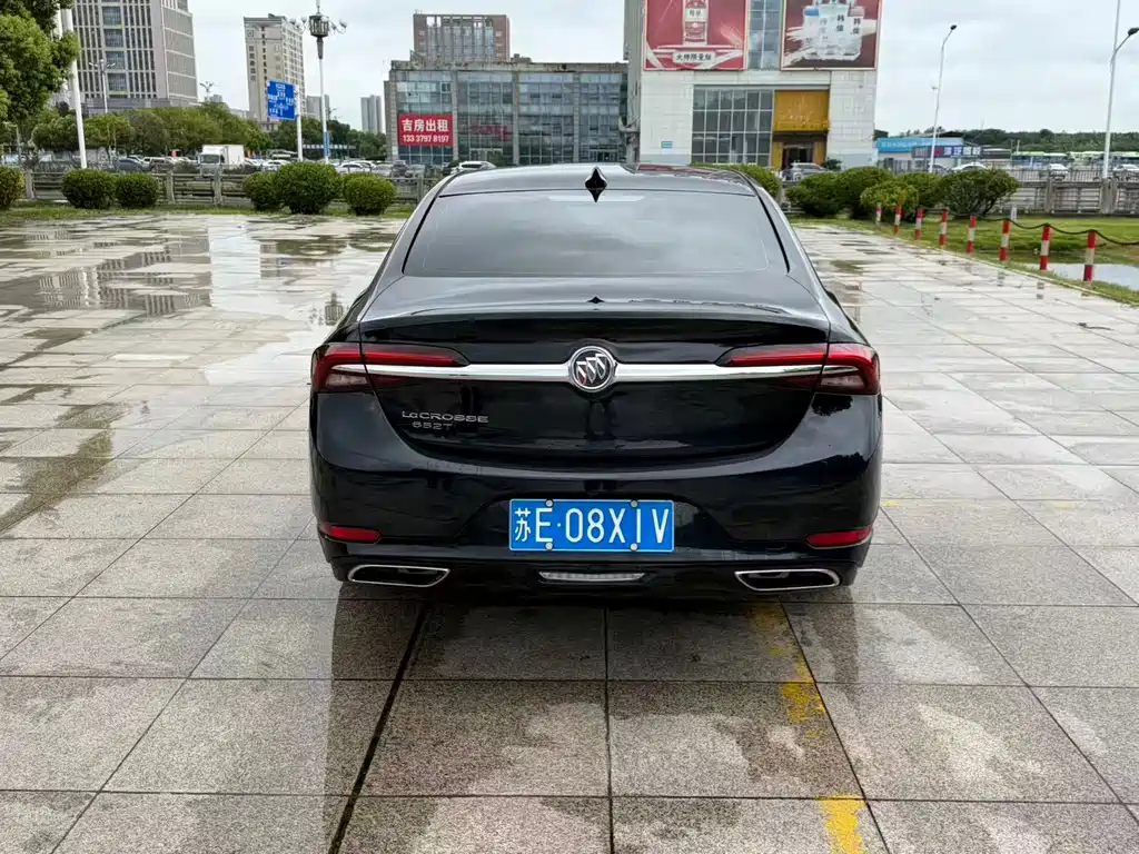 Buick LaCrosse — миниатюра 8