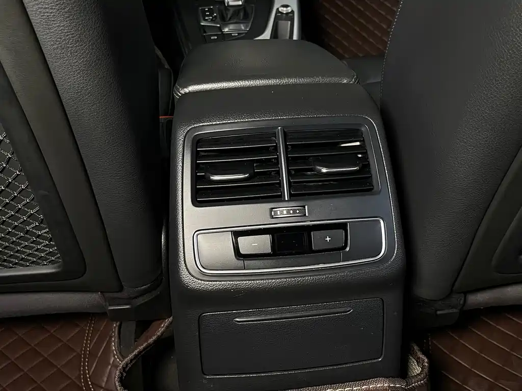 Audi A4L — миниатюра 14