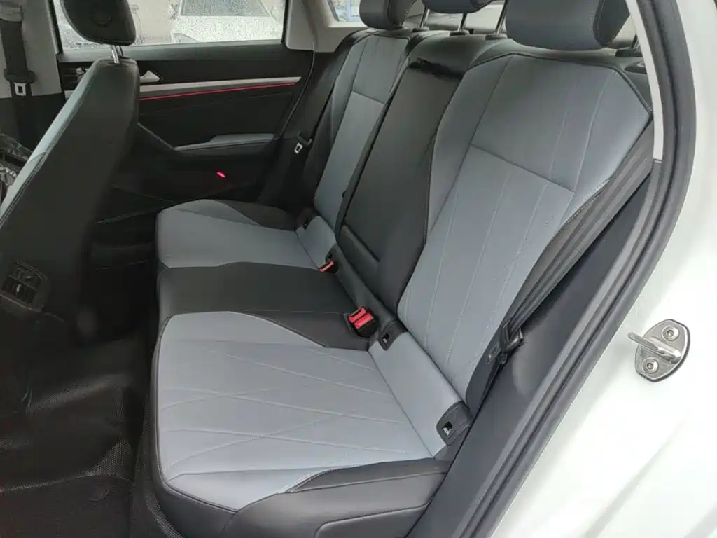 Volkswagen Lavida — миниатюра 17
