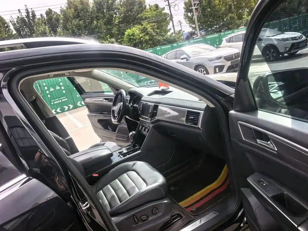 Volkswagen Teramont — миниатюра 11