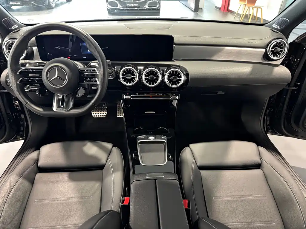 Mercedes-Benz A-Class AMG — миниатюра 8