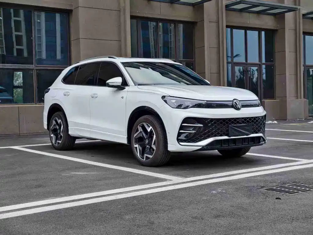 Volkswagen Tiguan L — миниатюра 3