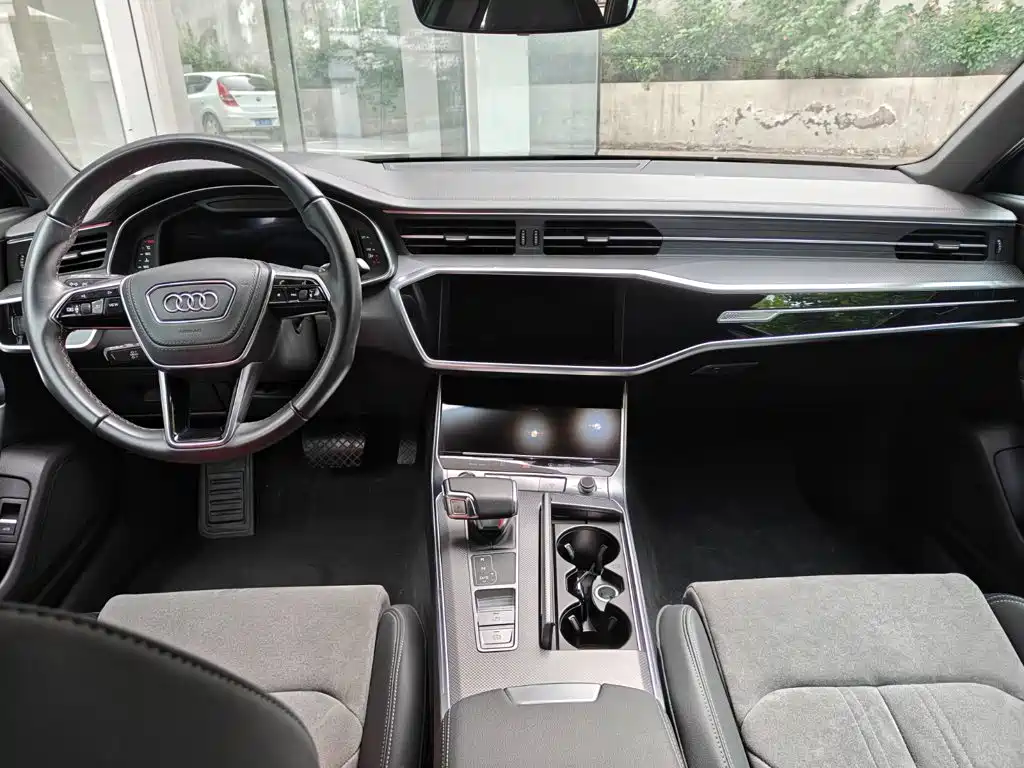 Audi A6L — миниатюра 7