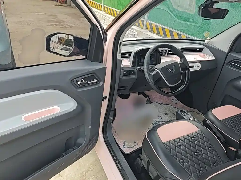 Wuling MINIEV — миниатюра 16