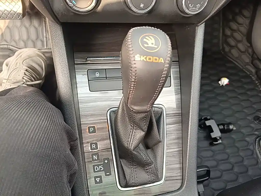 Skoda Octavia — миниатюра 14