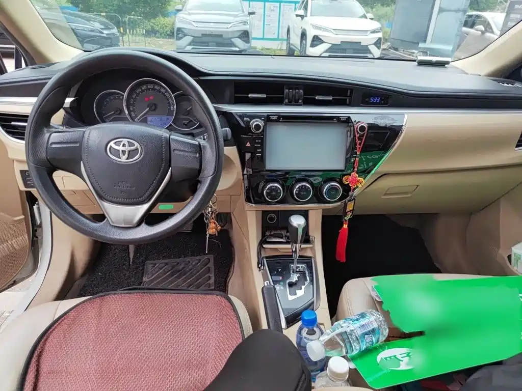 Toyota Corolla — миниатюра 13