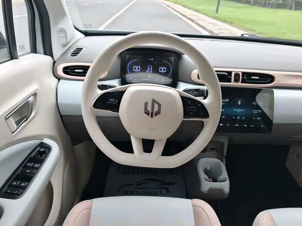 Leapmotor Leapmotor T03 — миниатюра 9