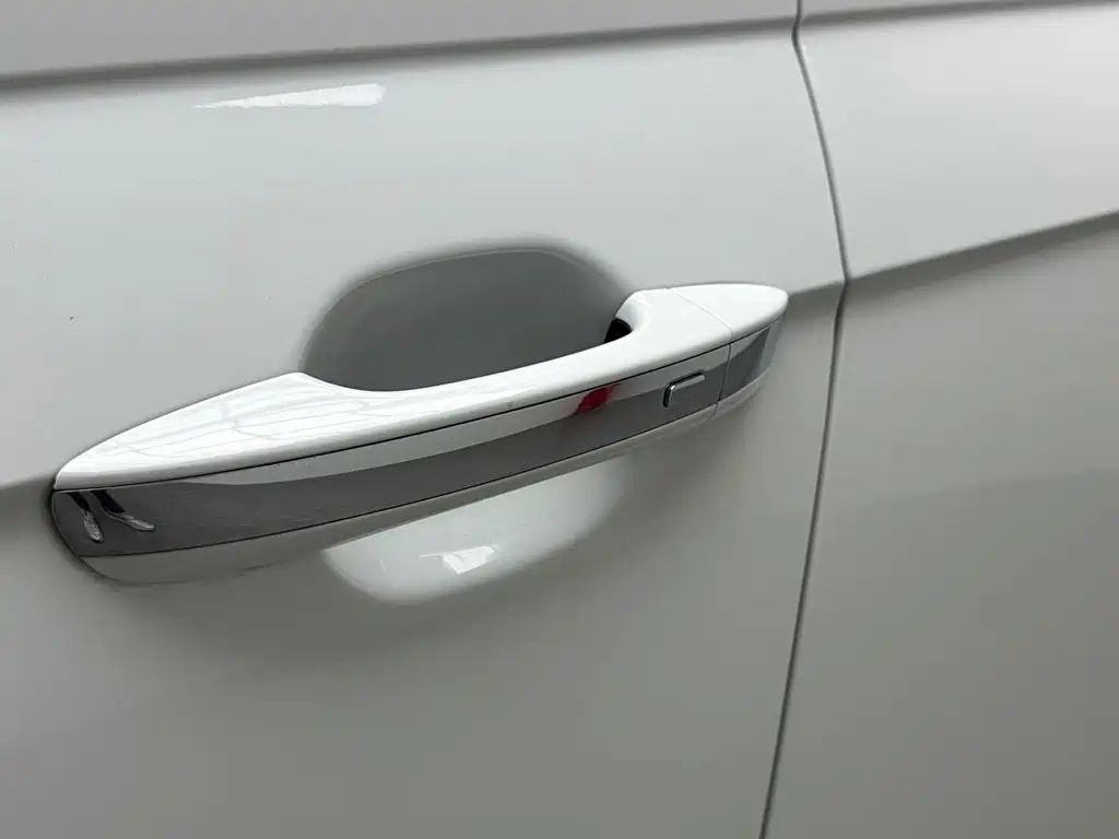 Volkswagen Lavida — миниатюра 14
