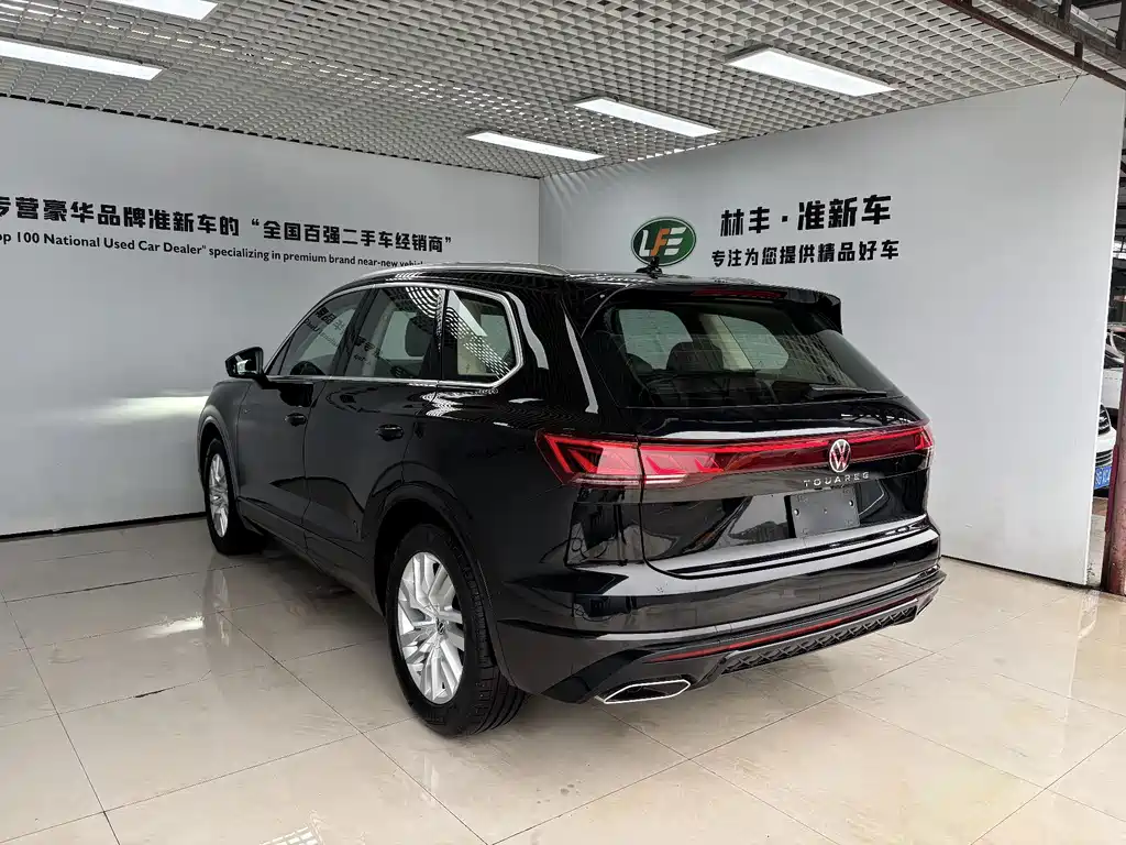 Volkswagen Touareg — миниатюра 7
