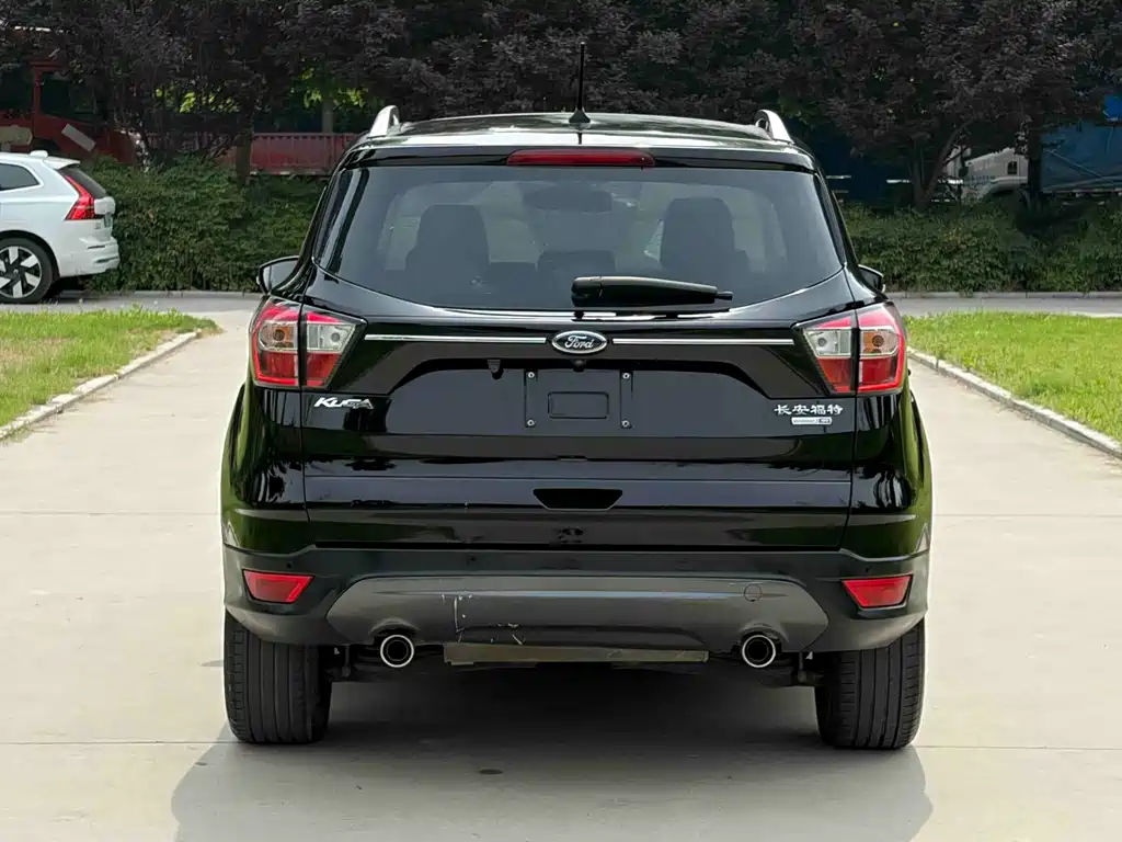 Ford Kuga — миниатюра 14