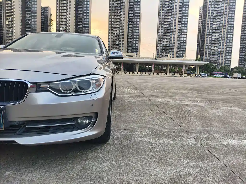 BMW 3 Series — миниатюра 18
