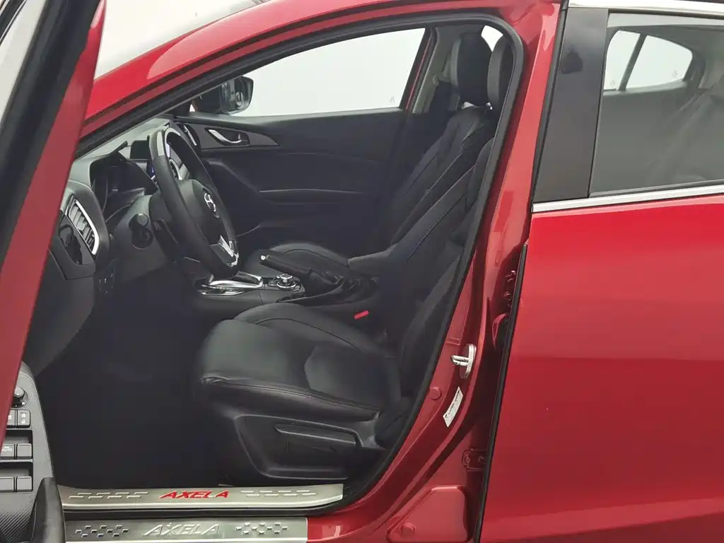 Mazda 3 Axela — миниатюра 10