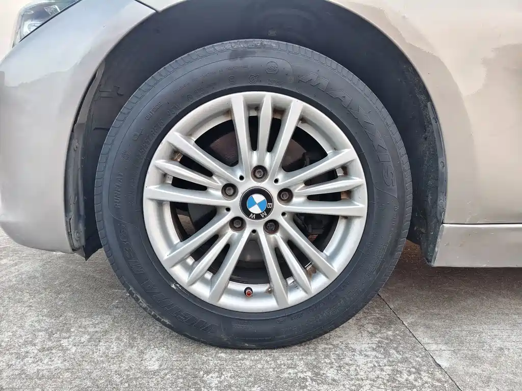 BMW 3 Series — миниатюра 17