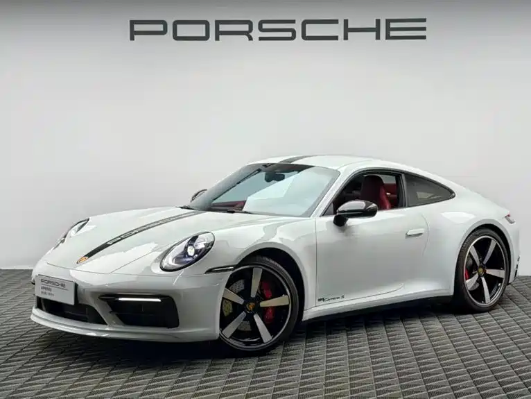Porsche 911 2021