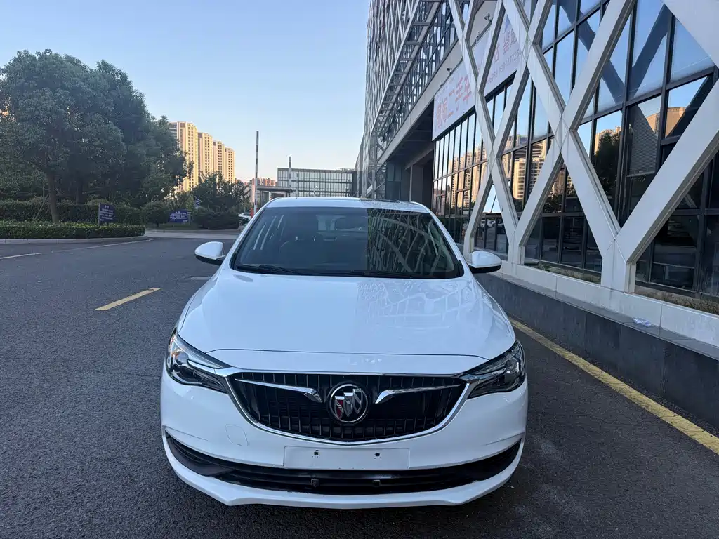 Buick Excelle — миниатюра 2