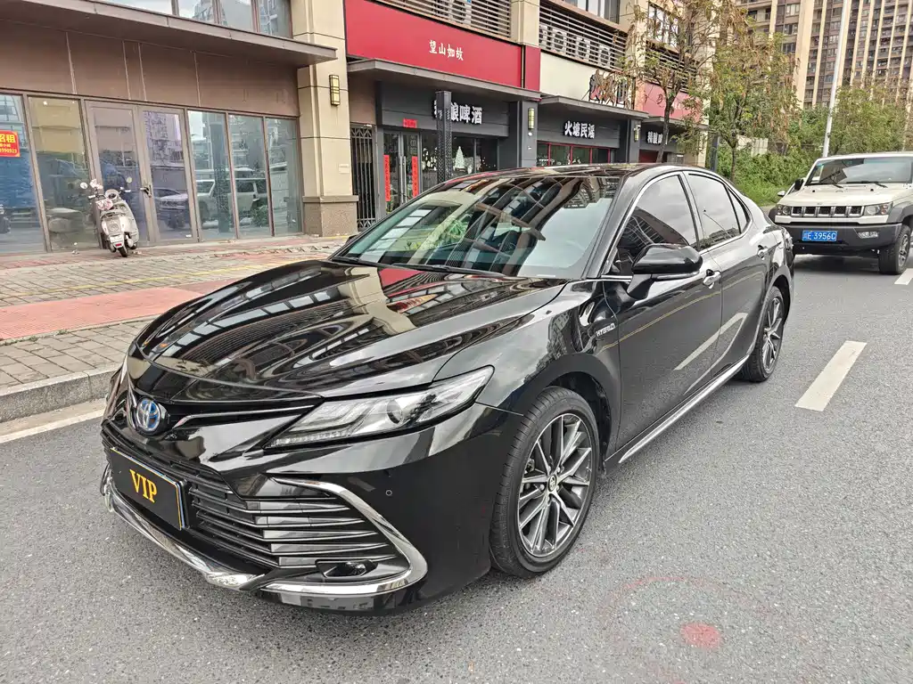 Toyota Camry 2023