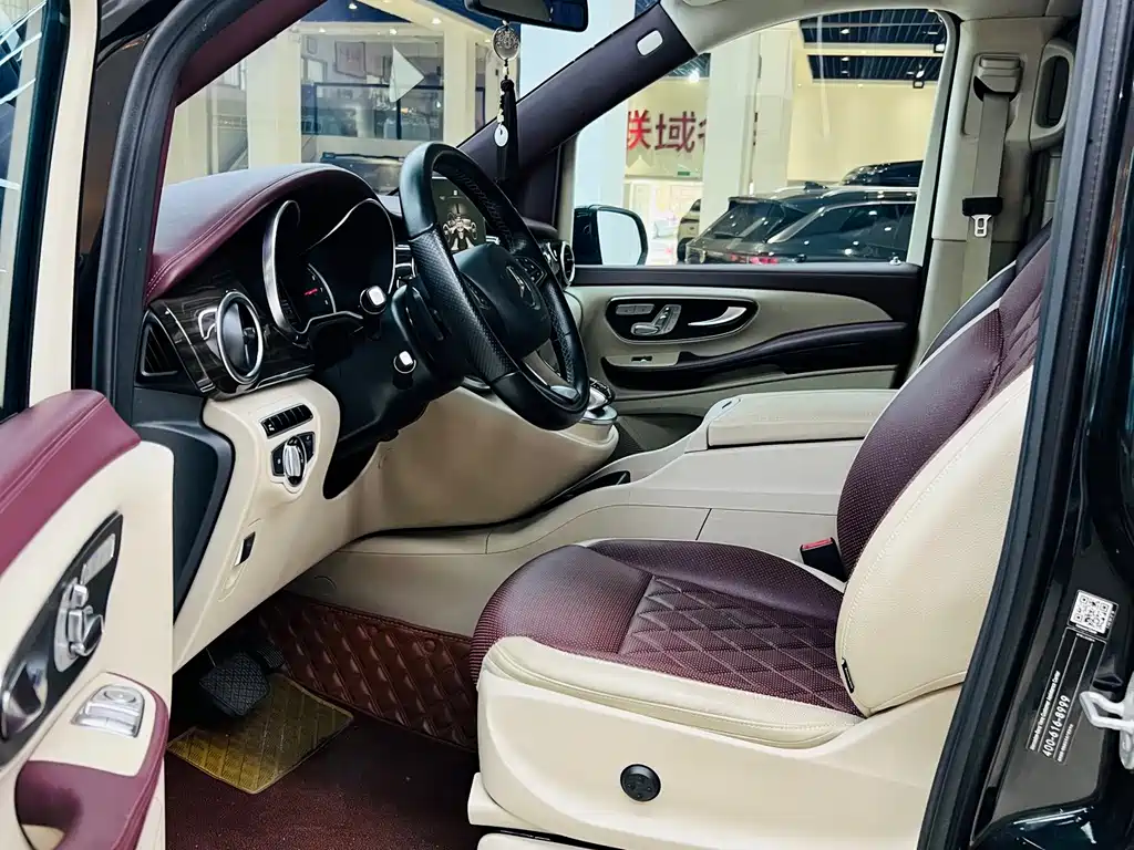 Mercedes-Benz V-Class — миниатюра 6