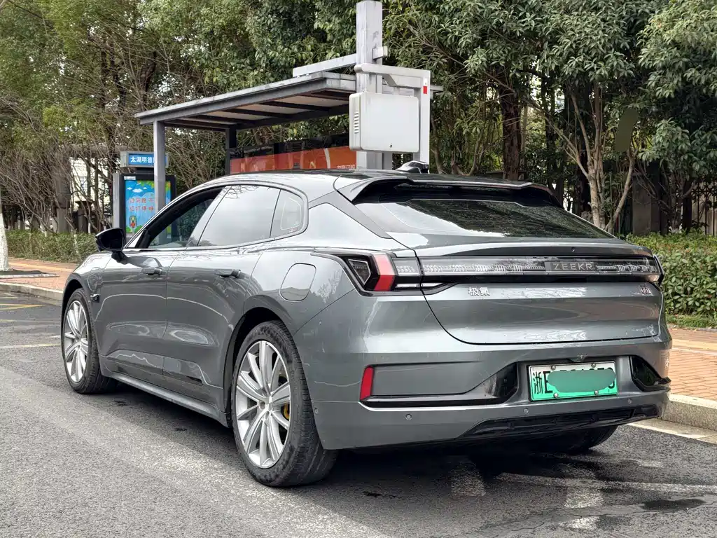 ZEEKR EXTREME KRYPTON 001