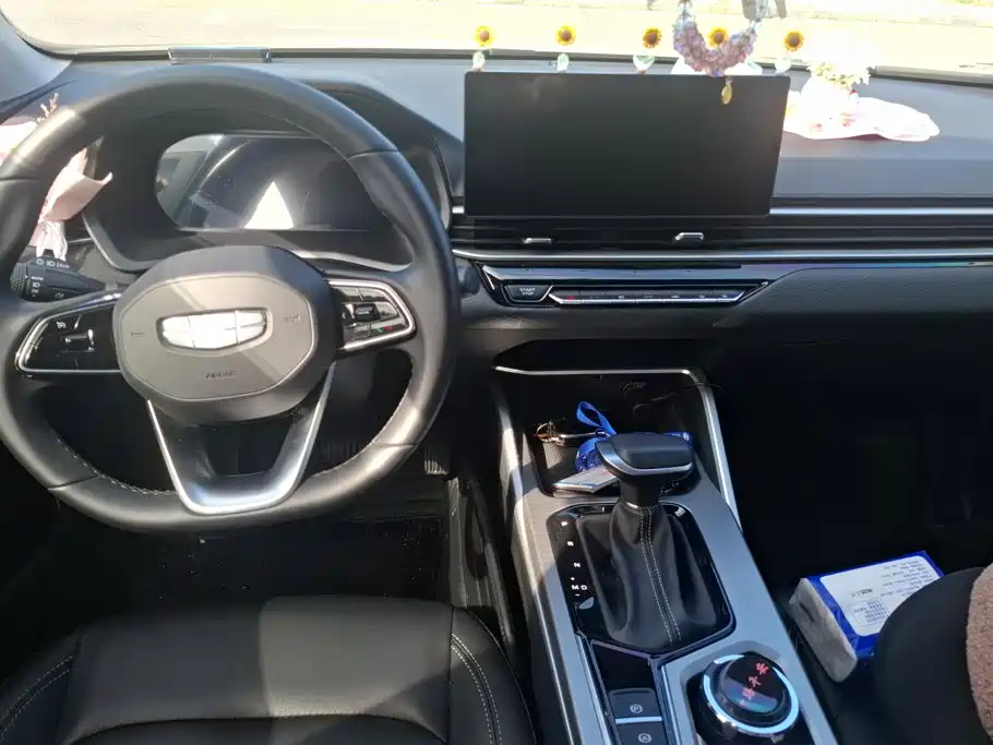 Geely Emgrand — миниатюра 12