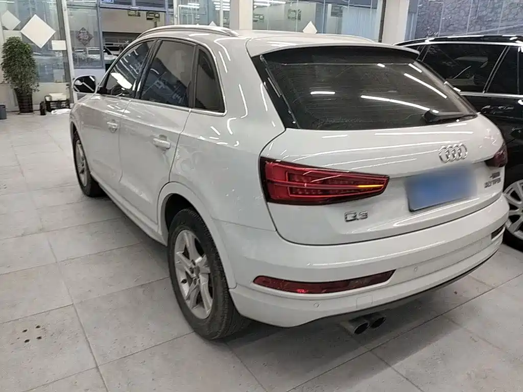 Audi Q3 — миниатюра 5