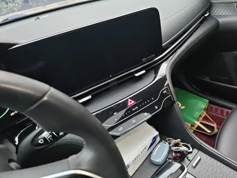 Hyundai Mistra — миниатюра 13
