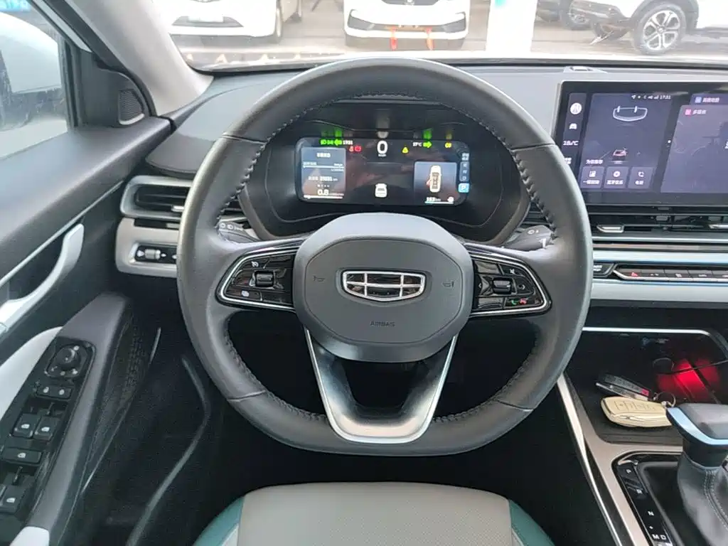 Geely Emgrand — миниатюра 11
