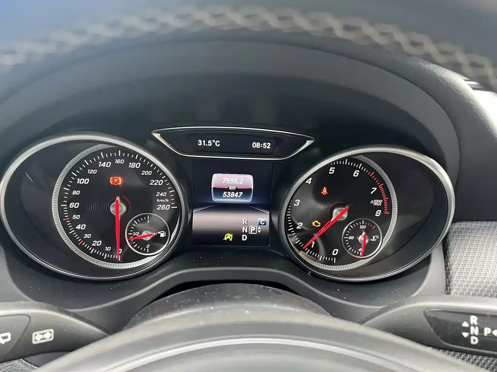 Mercedes-Benz GLA — миниатюра 9