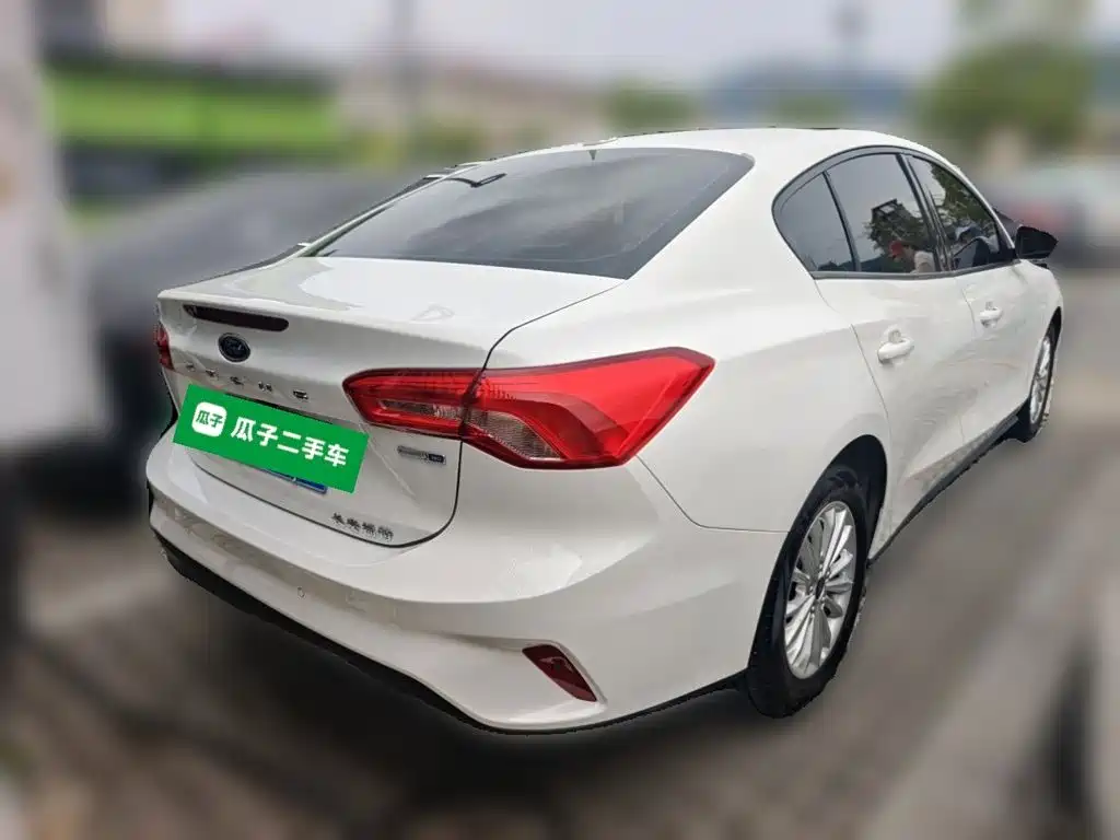 Ford Focus — миниатюра 6