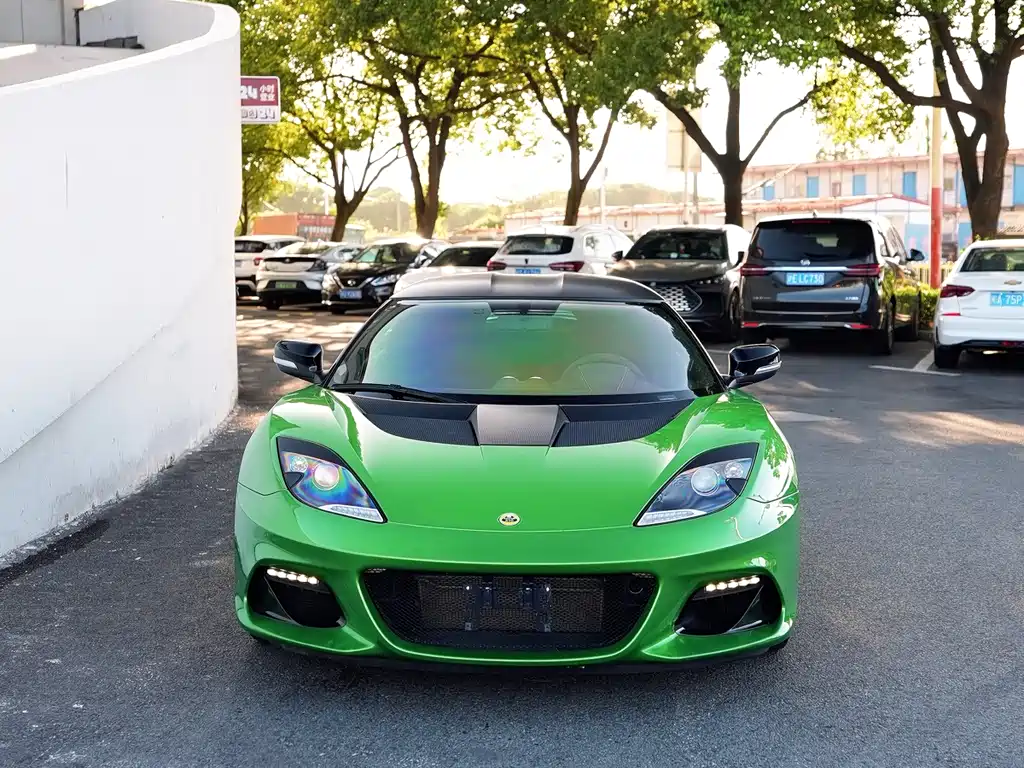 LOTUS SPORTS CAR EVORA