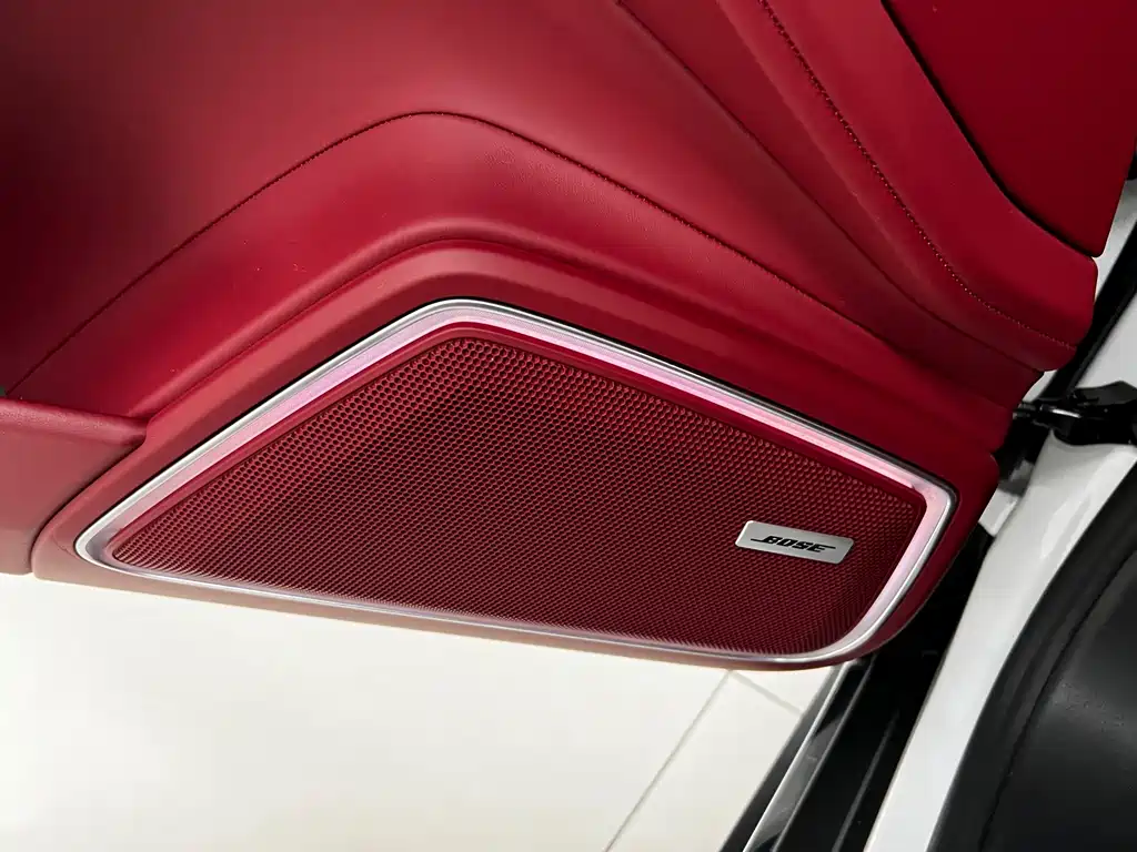Porsche Panamera — миниатюра 6