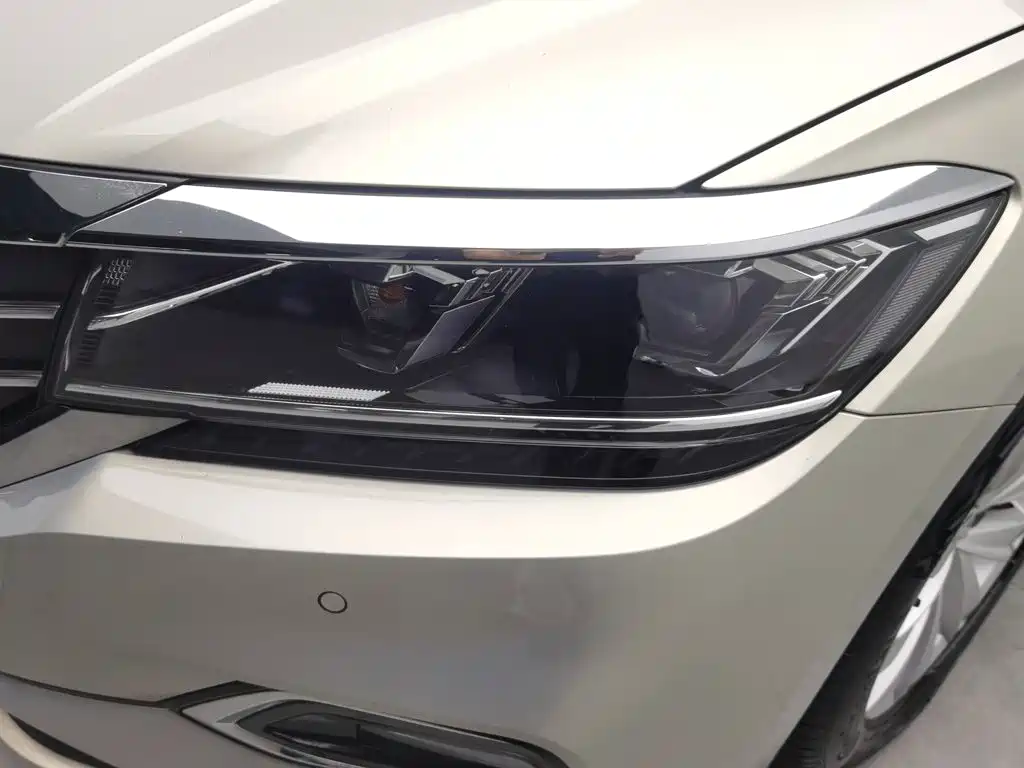 Volkswagen Passat — миниатюра 7