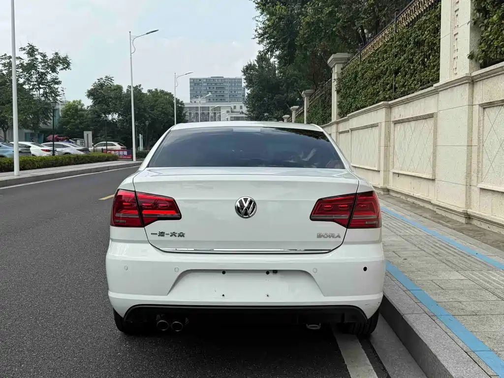 Volkswagen Bora — миниатюра 4