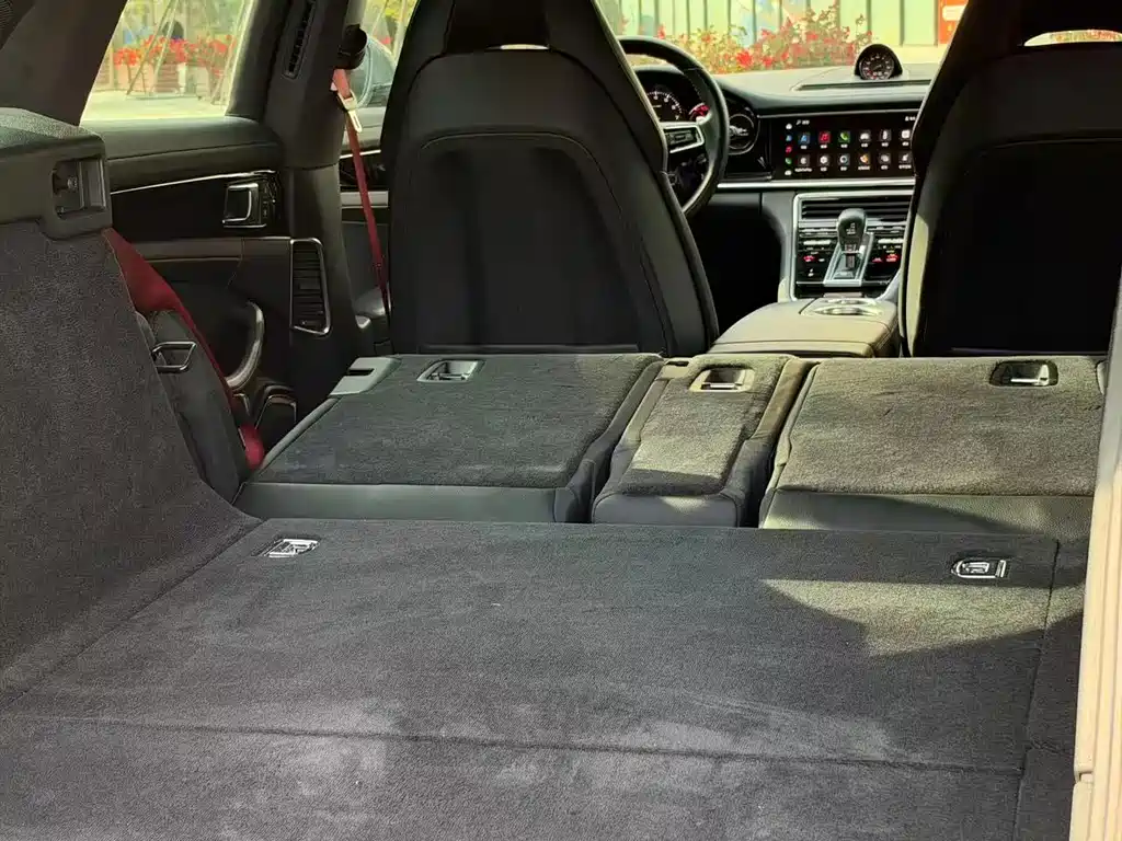 Porsche Panamera — миниатюра 27