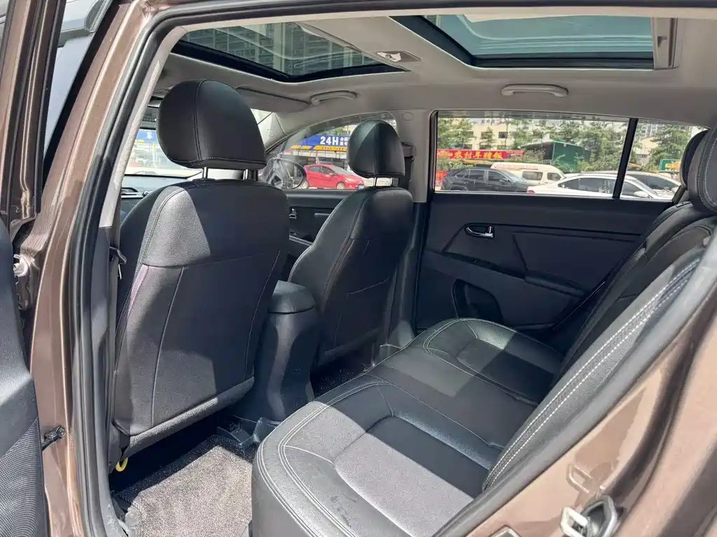 Kia Sportage — миниатюра 5