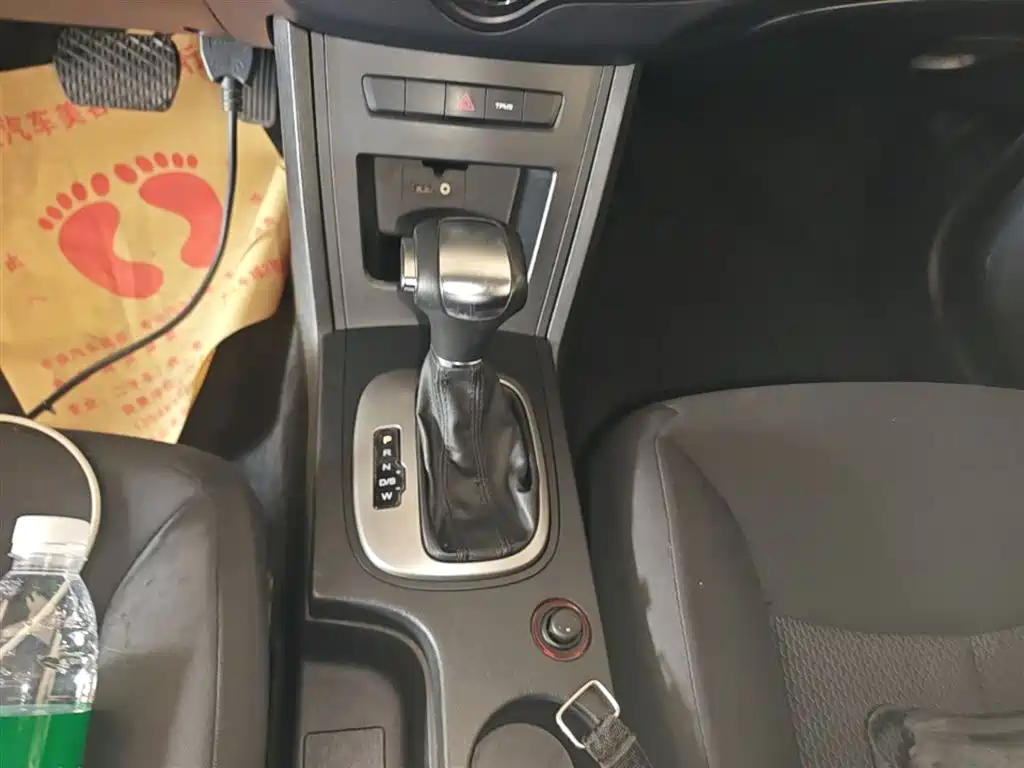 Roewe 350 2015