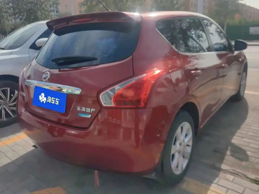 Nissan Tiida — миниатюра 3