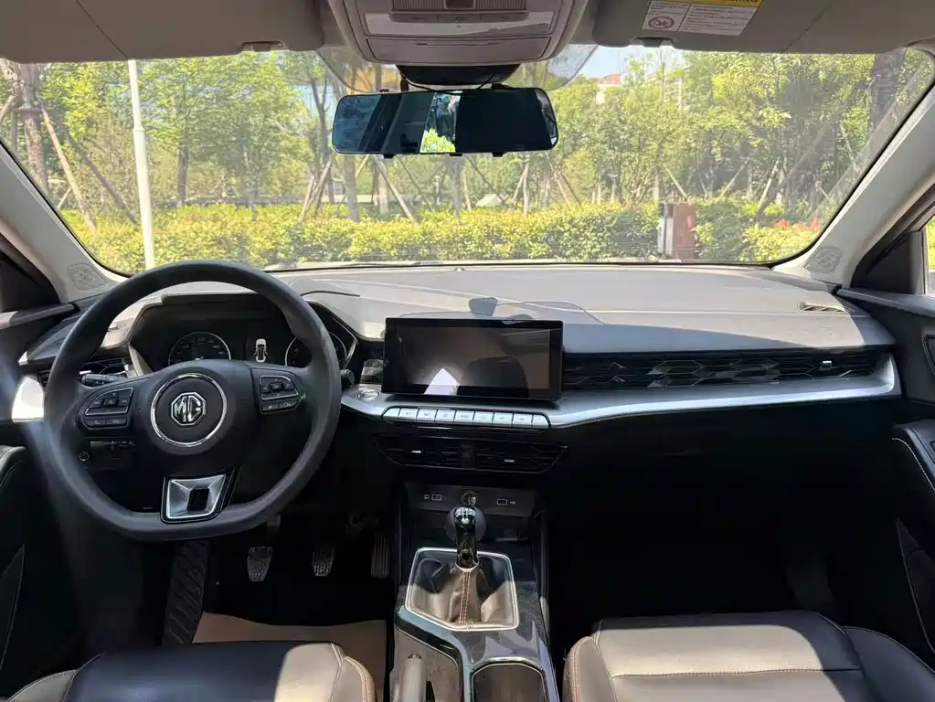 MG MG5 180DVVT Manual Youth Luxury Edition, фото 6