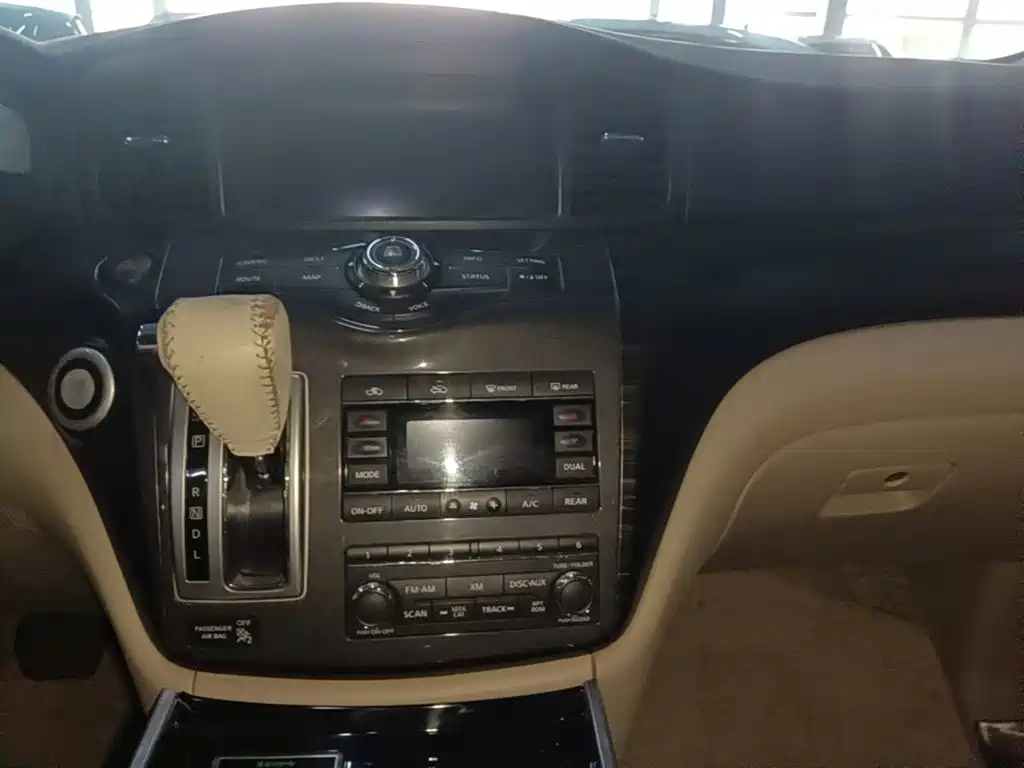 Nissan Quest — миниатюра 13