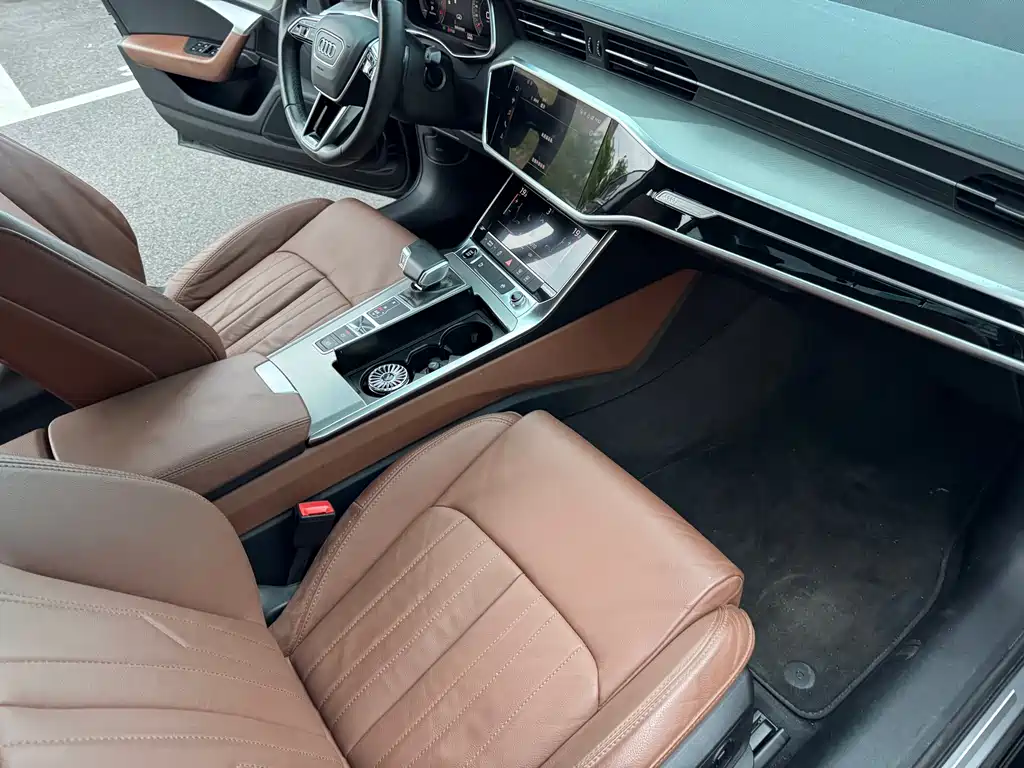 Audi A6L — миниатюра 13