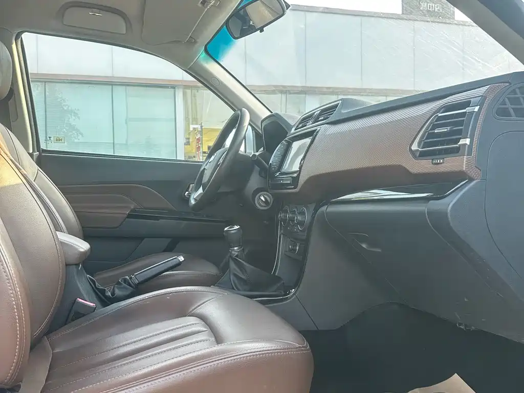 GREAT WALL FENGJUN 6